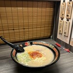 一蘭 - ラーメン980円