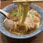 秋刀魚中華そば生粋 池袋本店 - 麺