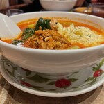 太陽のトマト麺withチーズ - 太陽のミートチーズラーメン＋味玉＋Bセット(水餃子、ちびリゾ)