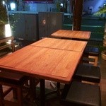 とりとよ - 5月〜10月はテーブル席も登場！