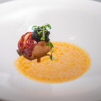 Metis 六本木 - フランス・ブルターニュ産オマールブルー オシェトラキャビア 薫香