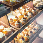POTERI BAKERY TOKYO - Fresh Donuts
