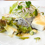 クー・ドゥ・バレーヌ - 日替わりランチのサラダ