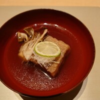 丸の内一丁目 しち十二候 - 