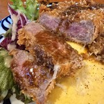 ワイン食堂 Yama - かつは120㌘、柔らかジューシーなヒレかつ