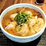 彩華 - 日替わり中華そば　セロリのワンタン麺