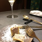 サンフォコン - スパゲッティカルボナーラ　猪のベーコン　ブラックペッパーで締めてくれて美味しい。