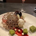 サンフォコン - ラム酒のモンブラン　ホワイトチョコのメレンゲ