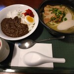 なんくる食堂 - カレーと沖縄そばセット(1000円
