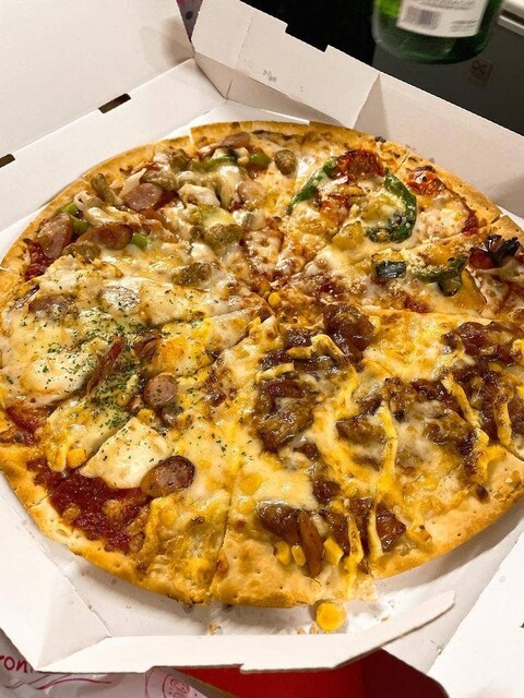 Pizza Hut Sugamo Ten photo 5