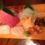 大和寿司 - お刺身盛り合わせ