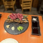 串しゃぶ えみし - ■馬刺し霜降り ￥1.958