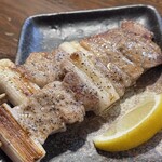 てっぱん居酒家 阿吽 - 豚ネギマ