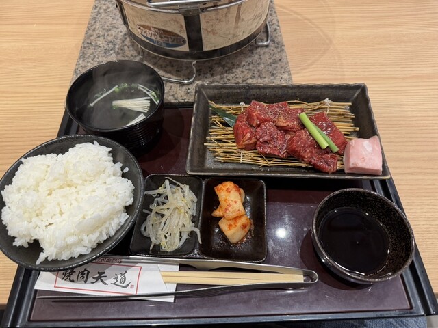 YAKINIKU TENDOU Shikiguntawaramoto Ten