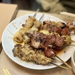 もつ焼　ふじ - 焼き物盛り合わせ