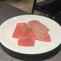 和牛とワイン 焼肉きゅうこん - 