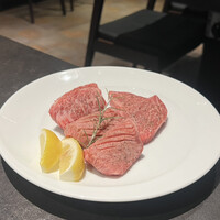 和牛とワイン 焼肉きゅうこん - 
