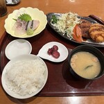 海鮮茶屋 一鮮 - 【2024.11.25(月)】日替りランチ（並盛）990円