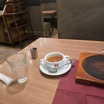 ピア 30 グリル - コンソメスープ