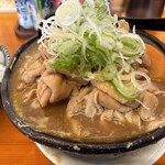 もつ煮家 えん - ネギ増し忘れましたが、結構入ってます