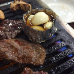 杉ホルモン - にんにくホイル焼き