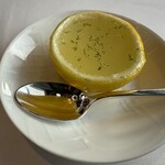 Moliere Cafe　降っても晴れても - 