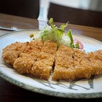 今泉キッチン - トンカツは厚みはないですが、私にはこの程度の大きさで十分。(^^)v