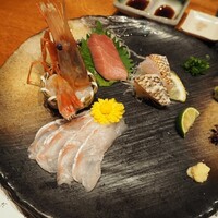 のどぐろ専門 銀座中俣 はなれ - 〈刺身〉海鮮五点盛合わせ