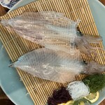 海中魚処 萬坊 呼子本店 - いか活き造り