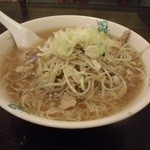 一寸法師 - もやしラーメン大 550円