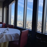 ジャスミンガーデン - 窓際のお席