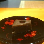 日本料理 幸庵 - はったい粉の寒天仕立て 黒蜜がけ