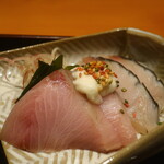 日本料理 幸庵 - 鰤の錦胡麻とろろ乗せ、鰆の炭火炙り