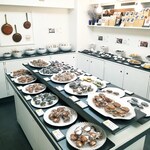 カプセルモンスター - ブティック内観