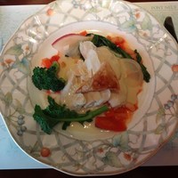 ポンヌフ - （3月）メイン　鶏胸肉のソテー　鶏ハムみたいで美味しいです