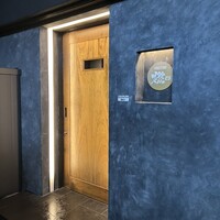 YAKITORI 燃 es - 店舗入口