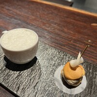 YAKITORI 燃 es - 根セロリのスープ
                    鶏のリエット　米粉のシュー　カブのピクルス
                    