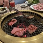 炭火焼肉レストラン フェ - 