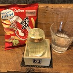 麹町いづみや しろ - カルビーかっぱえびせん ・寒菊電照菊 山田錦50 純米大吟醸無ろ過生原酒 