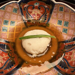 日本料理 太月 - 量少なめコース２６５６５円。雲子饅頭。これは今一つ。。雲子の良さが感じられず。。。