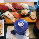魚伸 - ランチ贅沢セット1320円