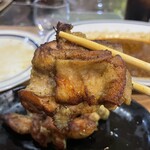 キッチン あずま - スパイスの香り広がるタンドリーチキン♡