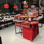 アンジェターブルカフェ - 店内！美味しい匂いがーーー！