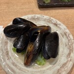 和創旬彩 くうひな - ムール貝にんにく効いた酒蒸し