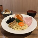 酒肴場 屯 - 【限定】香箱蟹のまぜそば¥1500、白ご飯¥200