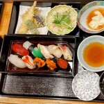 日本橋 - 松花堂寿司弁当