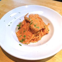 アダッキオ - 渡り蟹のトマトクリームソース生パスタのキタッラ