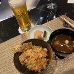 273645602 - 上　漬物　左　ガーリックライス　右　赤出汁