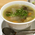 洋食 おがた - セットのスープ