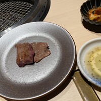 焼肉料理 牛吉日和 - 